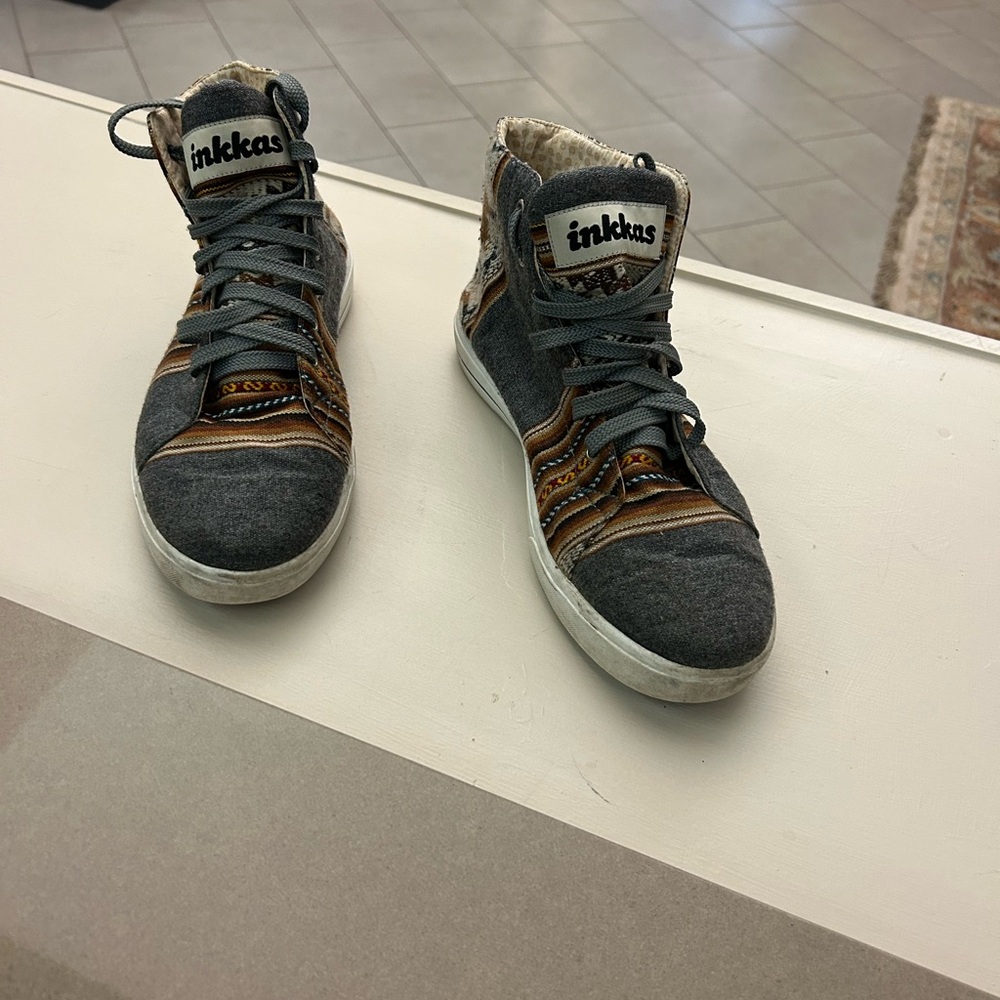 Inkkas Gray and Brown Sneakers with Unique Design